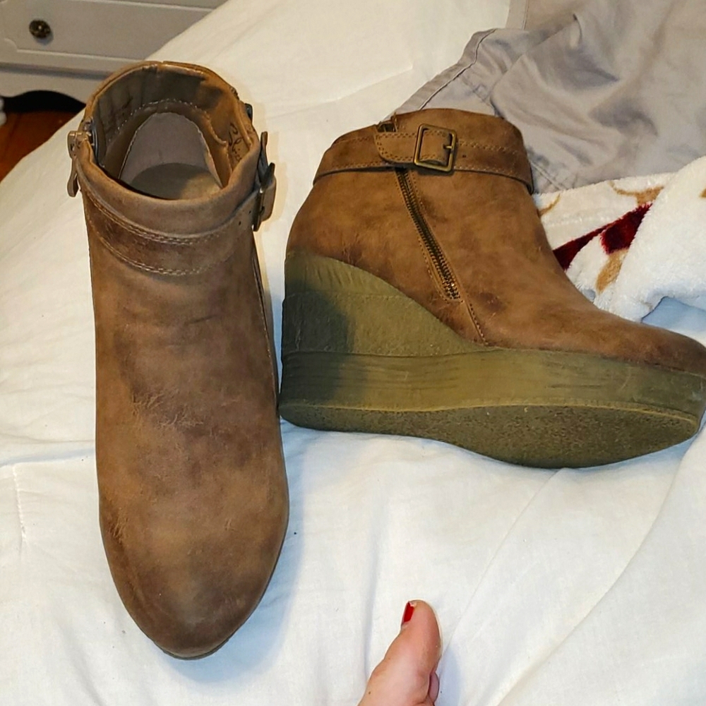 Ankle boots